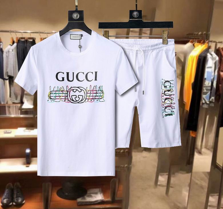 Gucci װ 8q