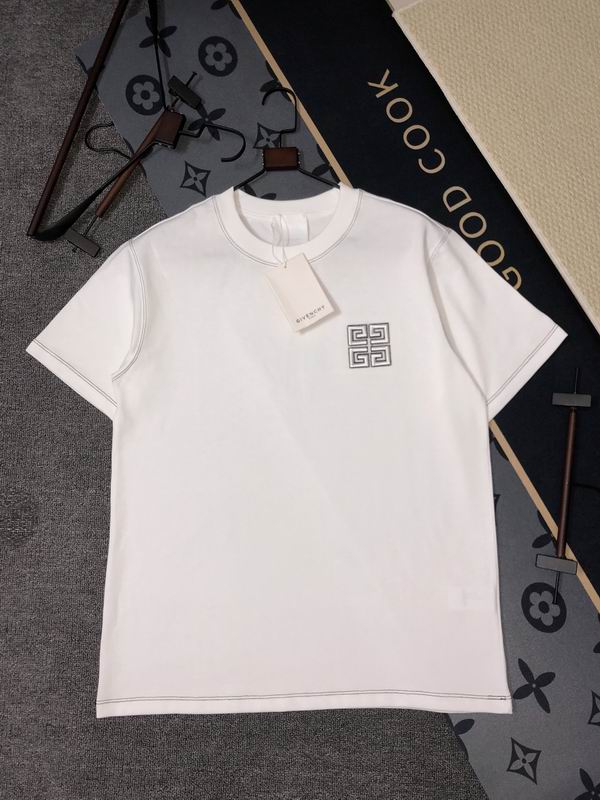 Givenchy T hgnt 1020