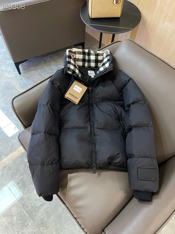 Burberry S-XL 26yr25