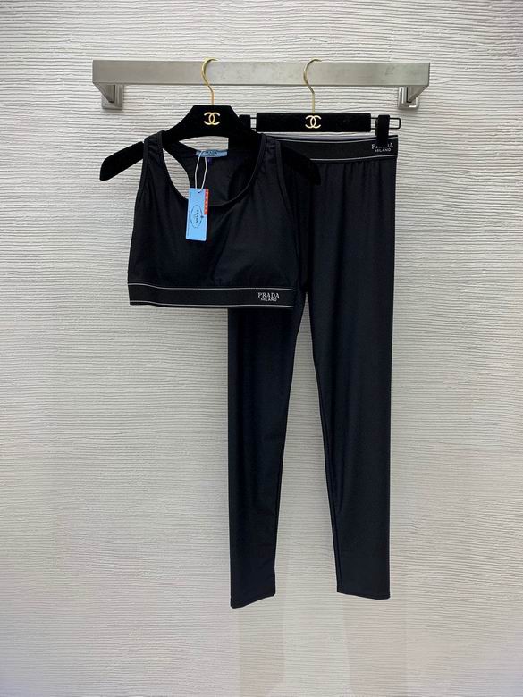 Prada  S-XL  01