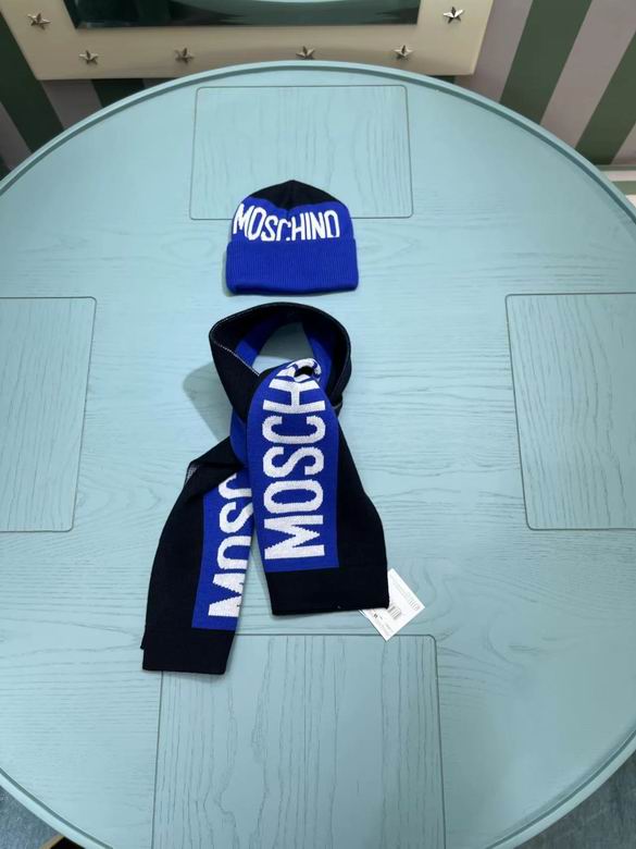 Moschino Scarf Hat 95-100cm 116