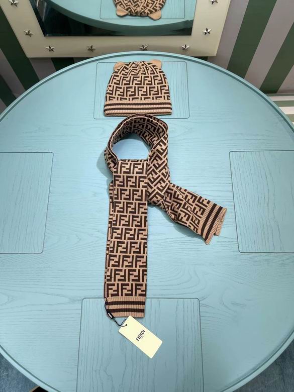 Fendi Scarf Hat 95-100cm 109