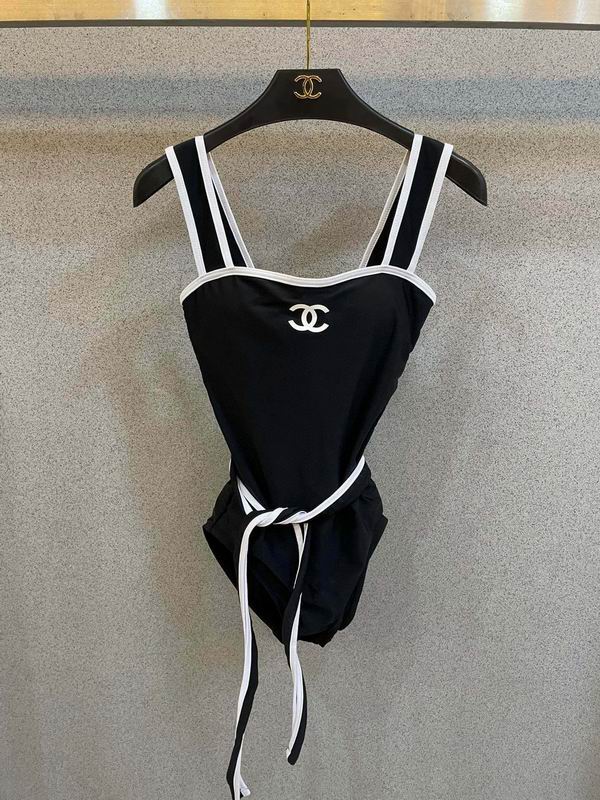 Chanel S-XL 153