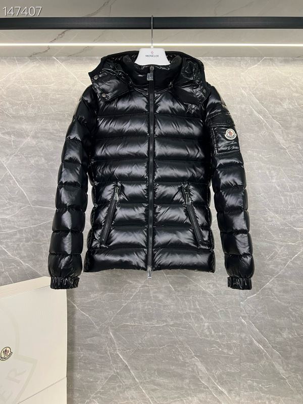 Moncler sz1-5 26yr75