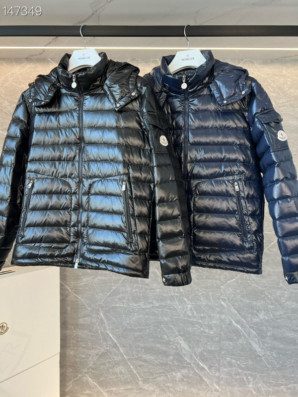 Moncler sz1-5 26yr85