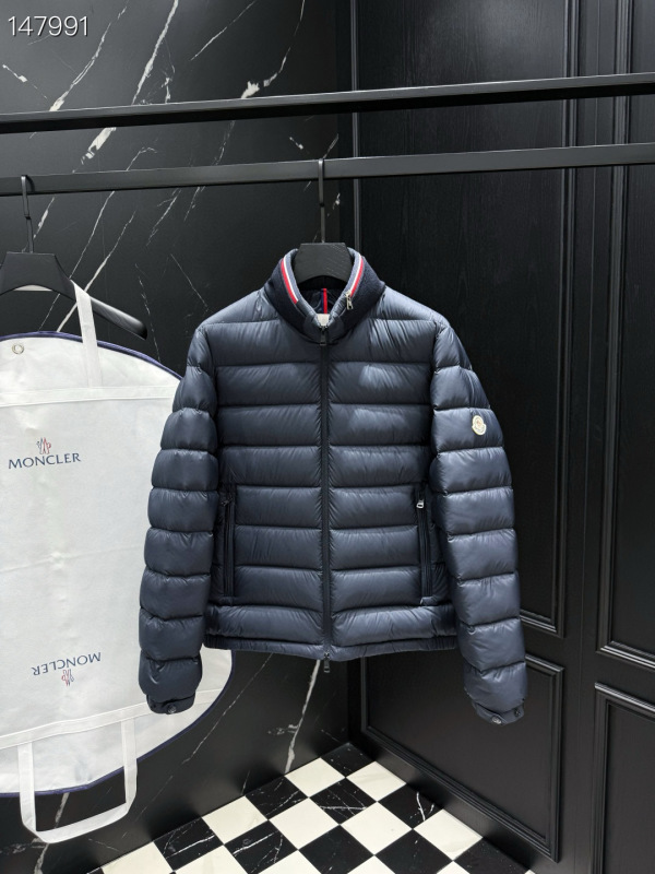 Moncler sz1-5 26yr92