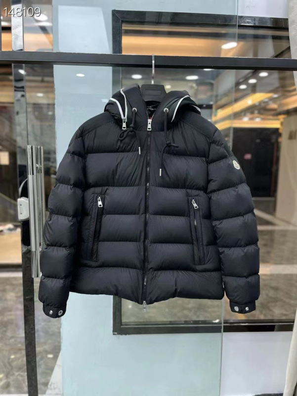 Moncler sz1-5 26yr159