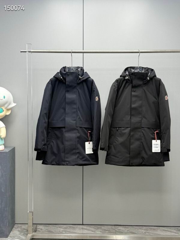 Moncler sz1-5 26yr200