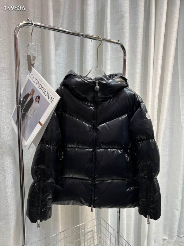 Moncler sz1-4 26yr238