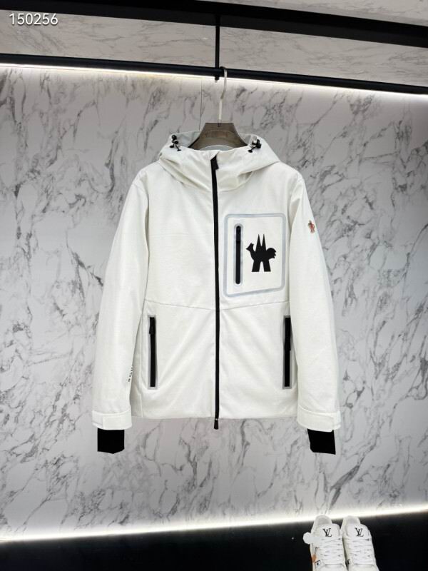 Moncler sz1-5 26yr241