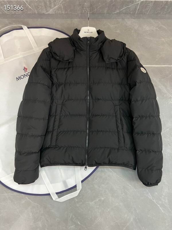 Moncler sz1-5 26yr249