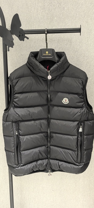 Moncler sz1-5 26yr357