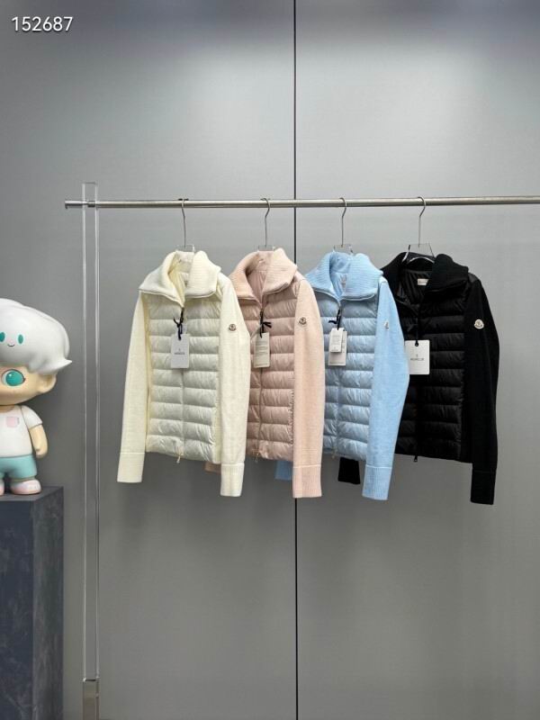 Moncler S-XL 26yr382