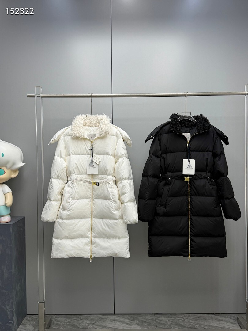 Moncler sz1-3 26yr413