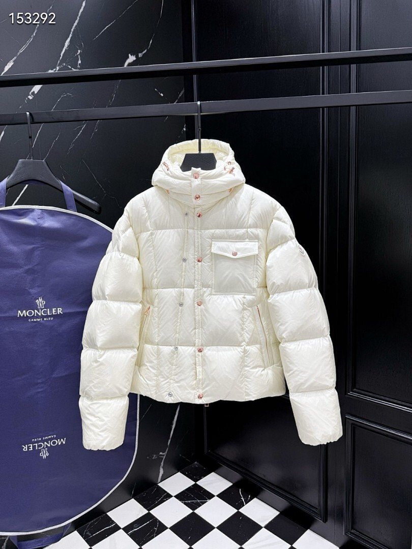 Moncler sz1-5 26yr433