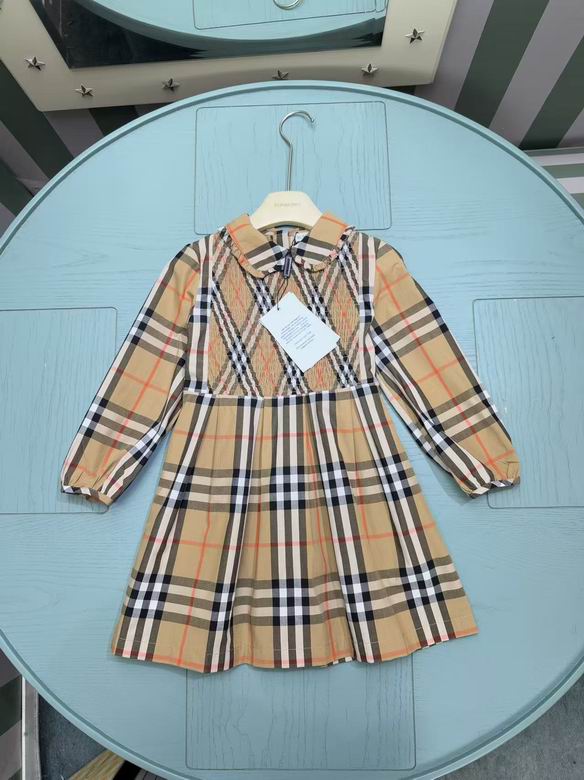 Burberry sz110-165 136