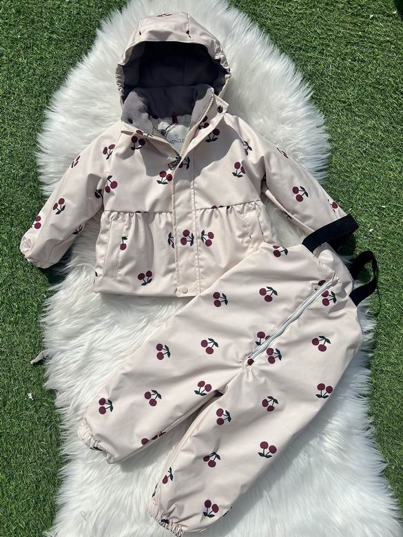 Moncler sz80-130  82