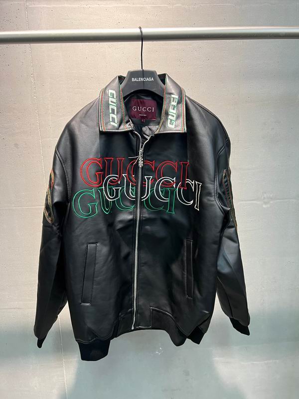 Gucci Jacket xbt