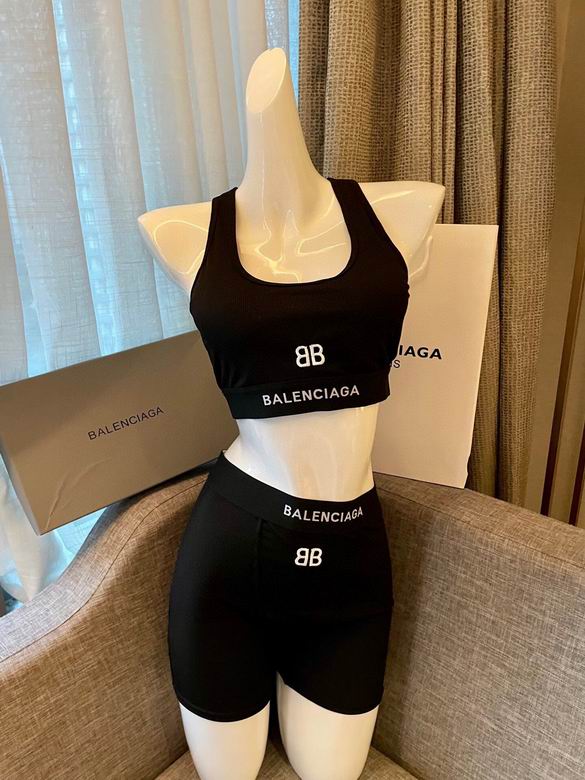 Balenciaga Ӿװ 0904