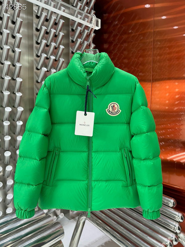 Moncler sz1-5 26yr210