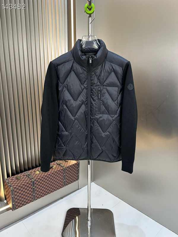 Moncler sz1-5 26yr278