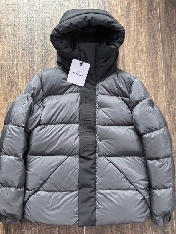Moncler sz1-5 24cx14