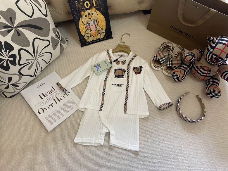 Burberry sz59 66 73 80 90 100 19