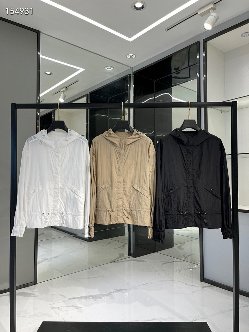 Moncler sz0-2 26yr479