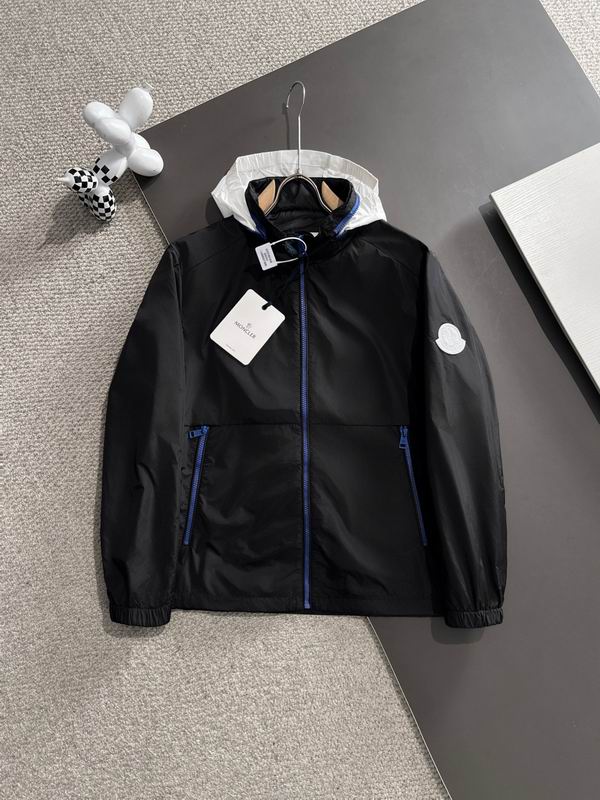 Moncler Jacket hyt