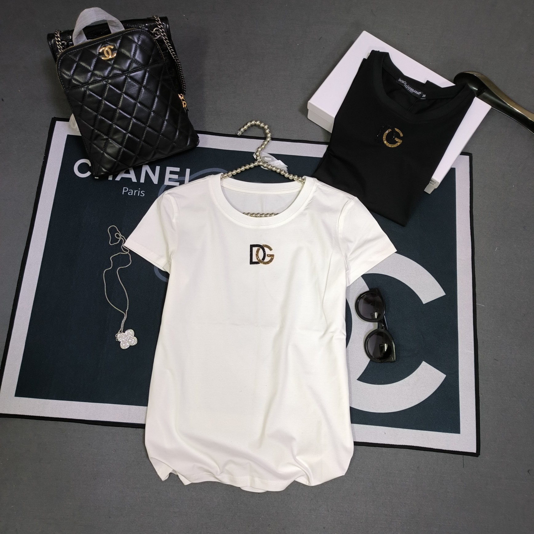 DG  T Shirt 13x 0425